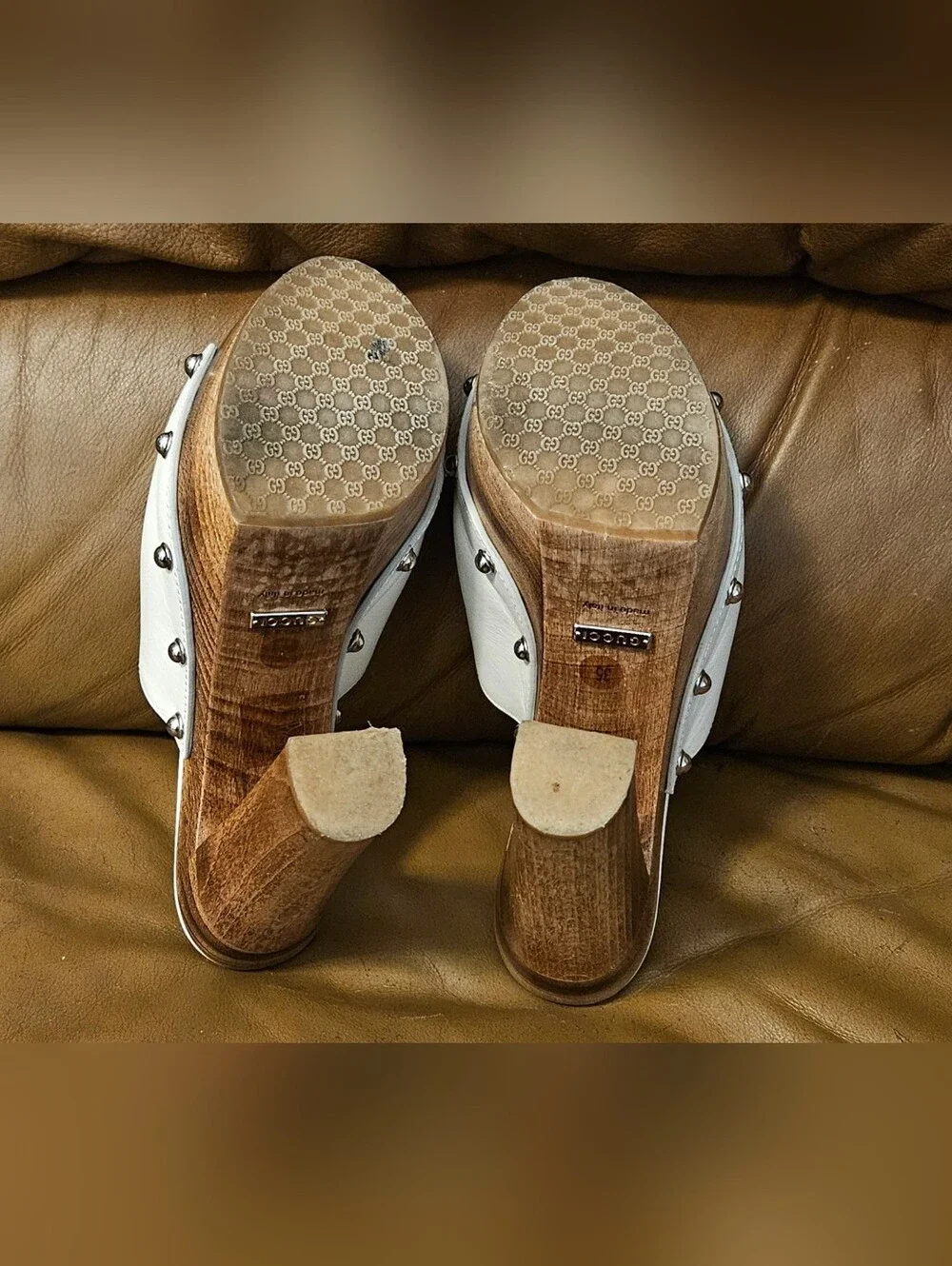 GUCCI Off-White Leather Studded Platform Mule Heels Size 5 US
